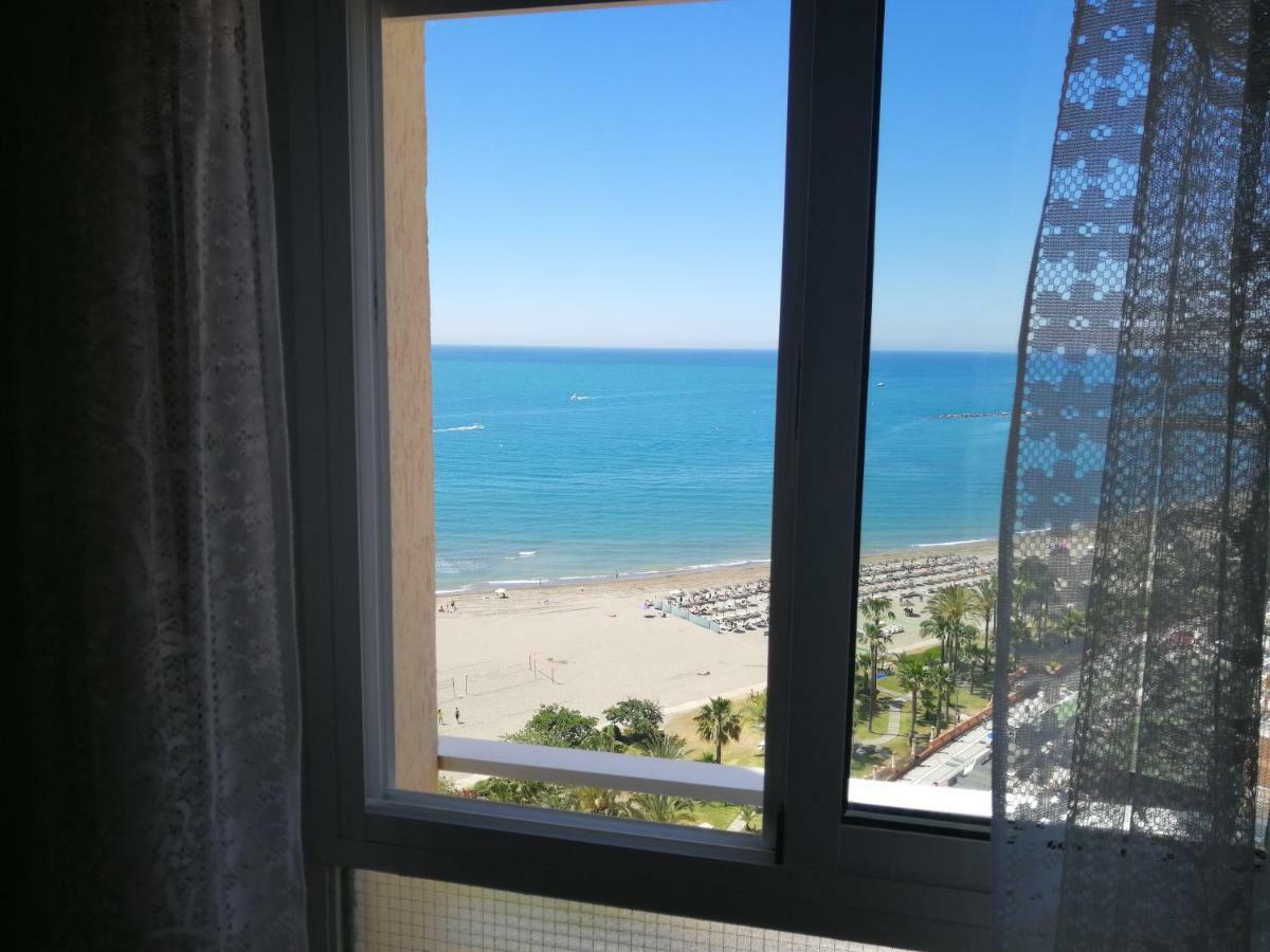 Puerto Marina - Primera Linea Apartment Benalmadena Bagian luar foto